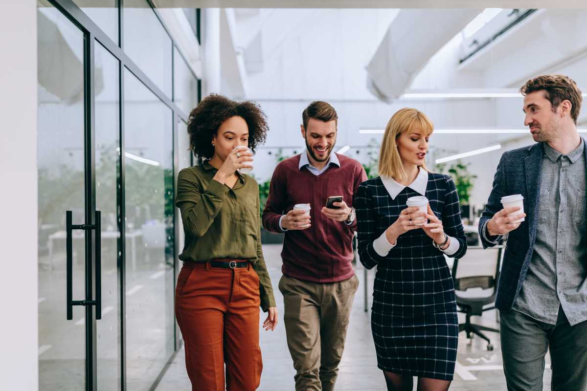 7 Clever Ways to Leverage Industry Events for Impressive Career Networking